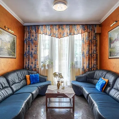 Erzsebet Otel 3*