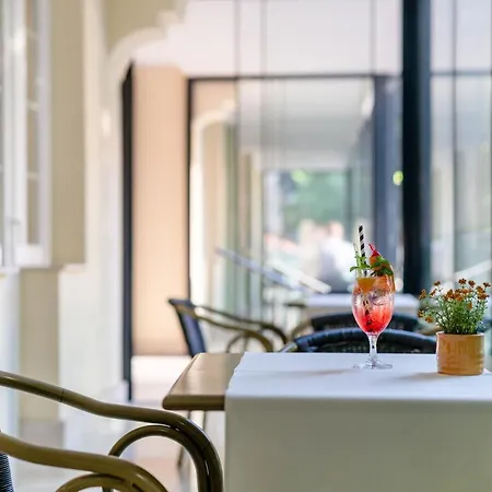 Erzsebet Hotel 3*