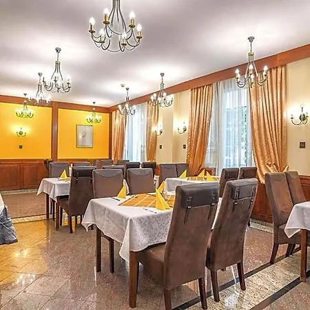 Erzsebet