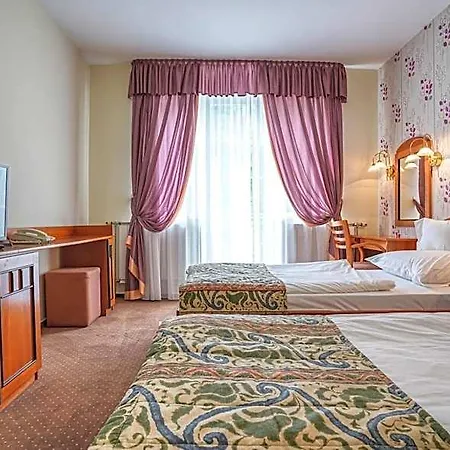 Erzsebet Отель Хевиз