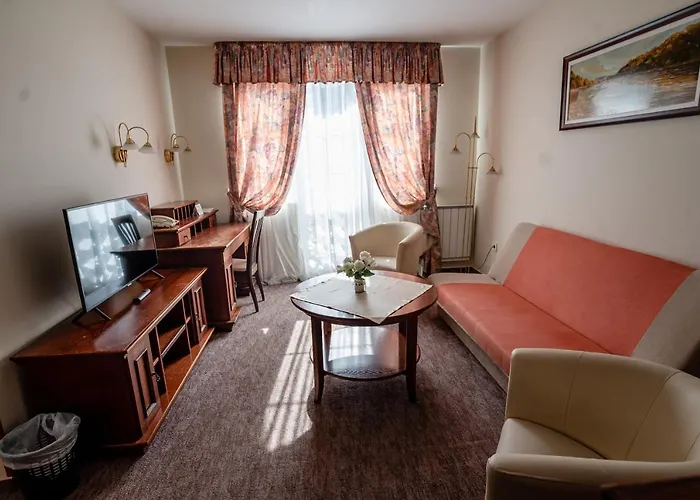Erzsebet Hotel 3*